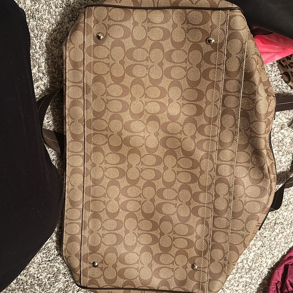 NWT Coach Signature Weekender - Picture 3 of 4